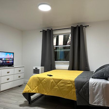 마이애미 Serene Full Bed Near Dolphin Mall/Fiu 아파트 외부 사진