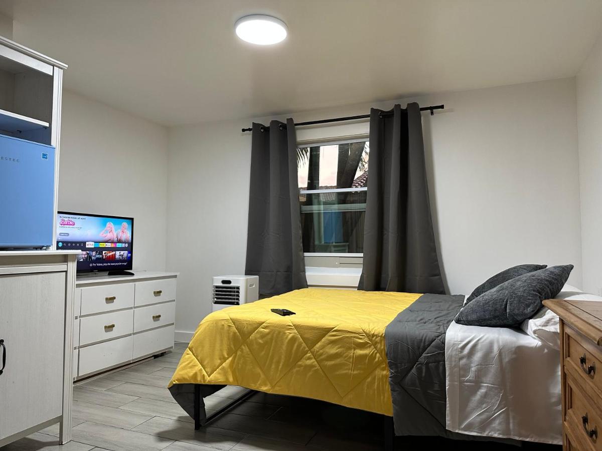 마이애미 Serene Full Bed Near Dolphin Mall/Fiu 아파트 외부 사진